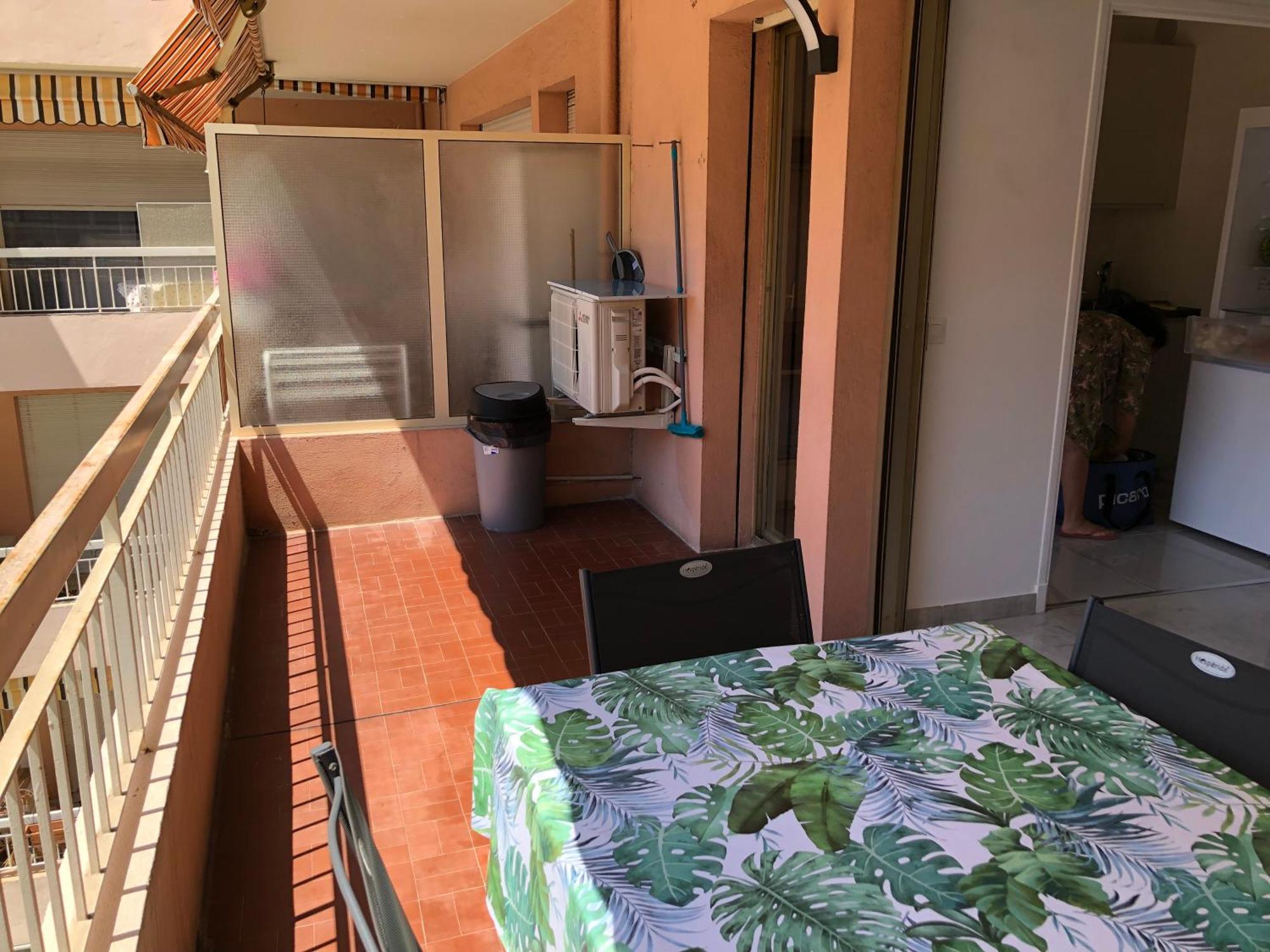 Juan Les Pins Centre T1 Bis 313 Apartment Antibes